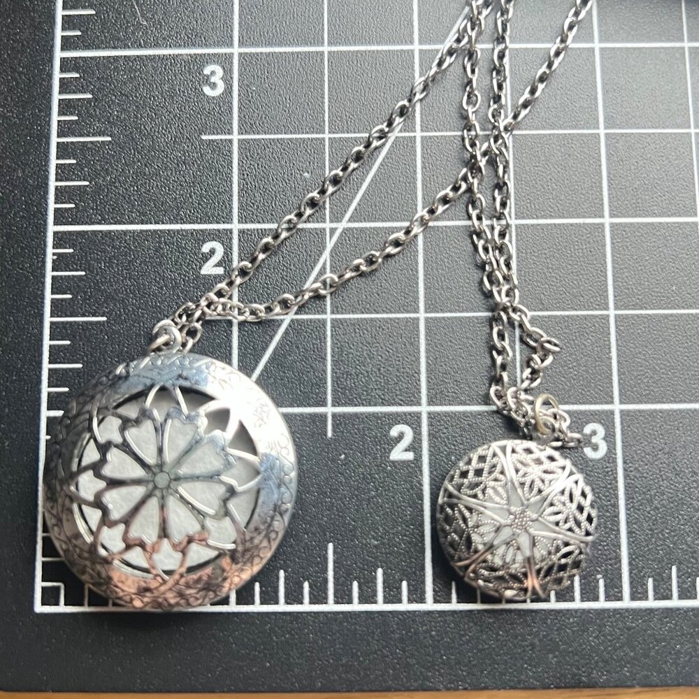 Aromatherapy Diffuser Double Locket Necklace 18" … - image 5